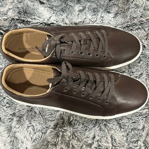 BANANA REPUBLIC Men’s shoes